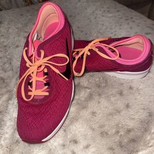 Nike Womens Zoom Fit Running Shoes Pink Low Top Lace Up Mesh US 6.5
